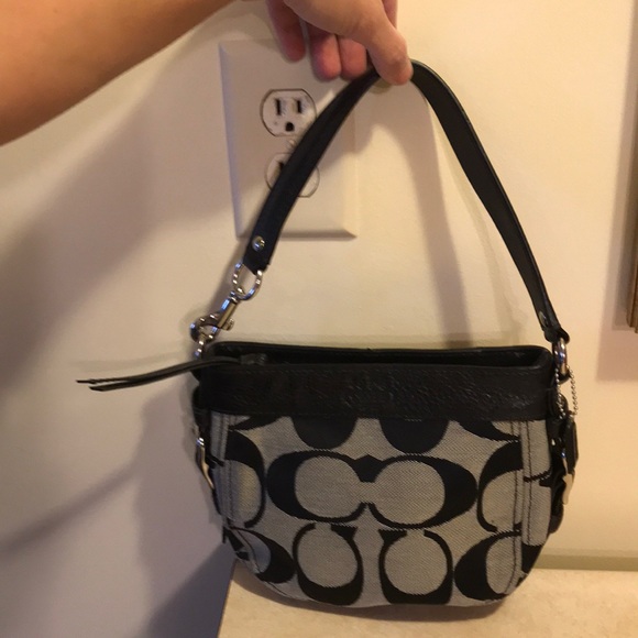 Coach Handbags - Coach handbag